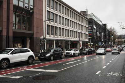 Street Photography Fuji XT-5